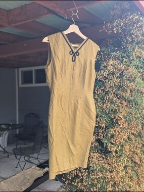 Sleeveless Olive Sheath Dress with Contrast Trim